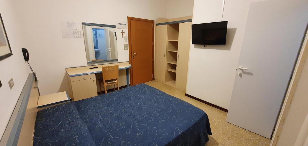 Hotel Brig Cattolica Luaran gambar