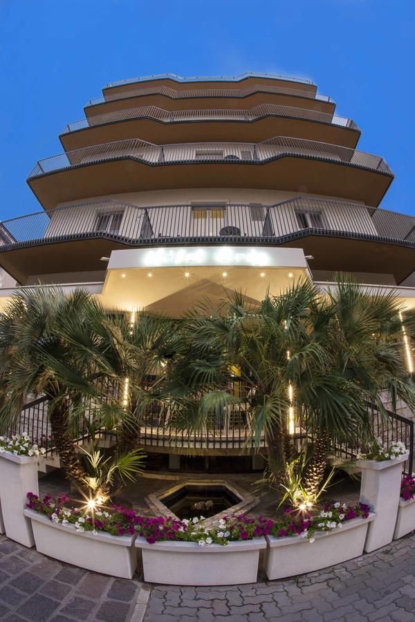 Hotel Brig Cattolica Luaran gambar